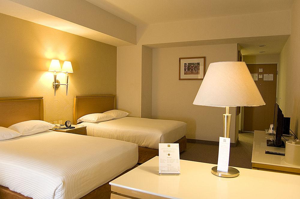 Fato Hotel ケレタロ エクステリア 写真