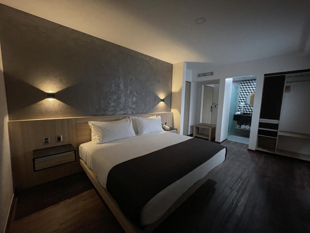 Fato Hotel ケレタロ エクステリア 写真