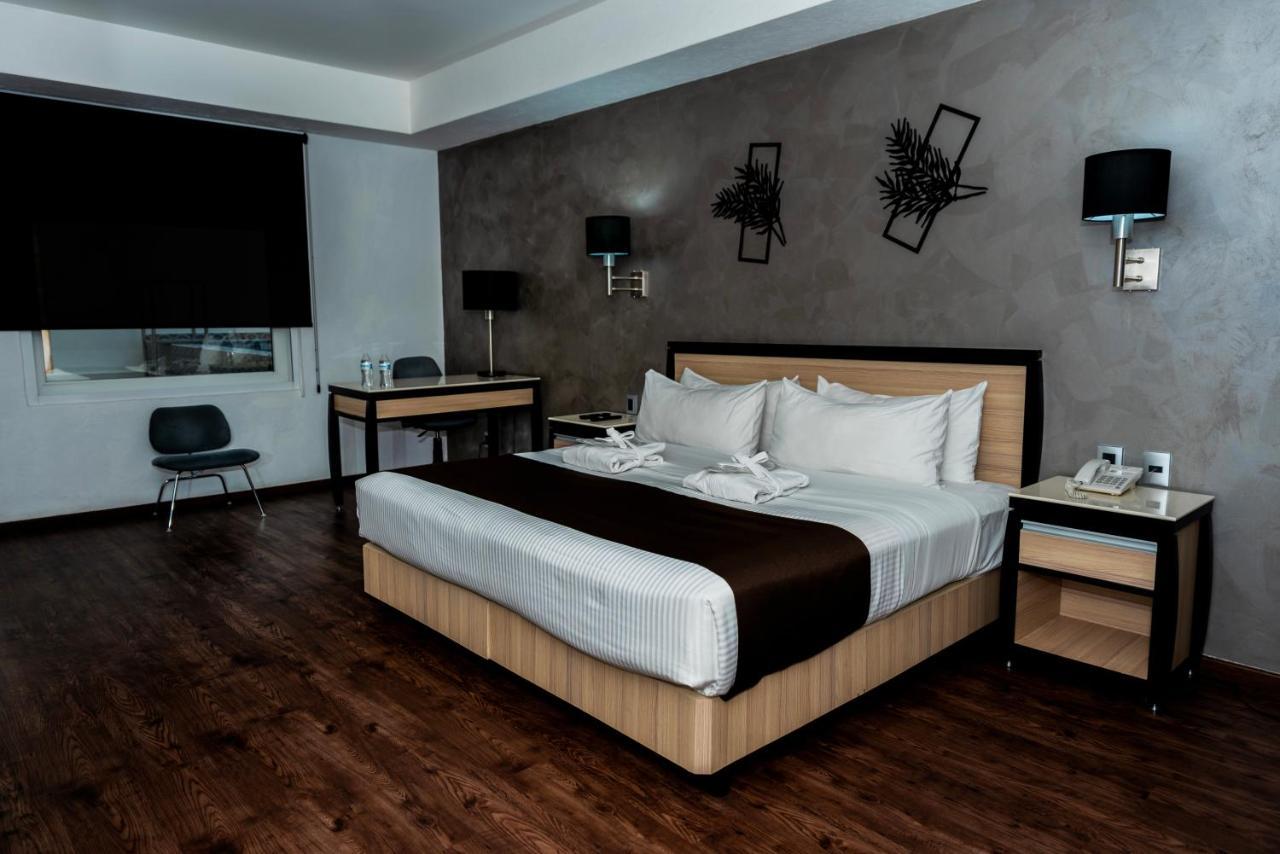 Fato Hotel ケレタロ エクステリア 写真