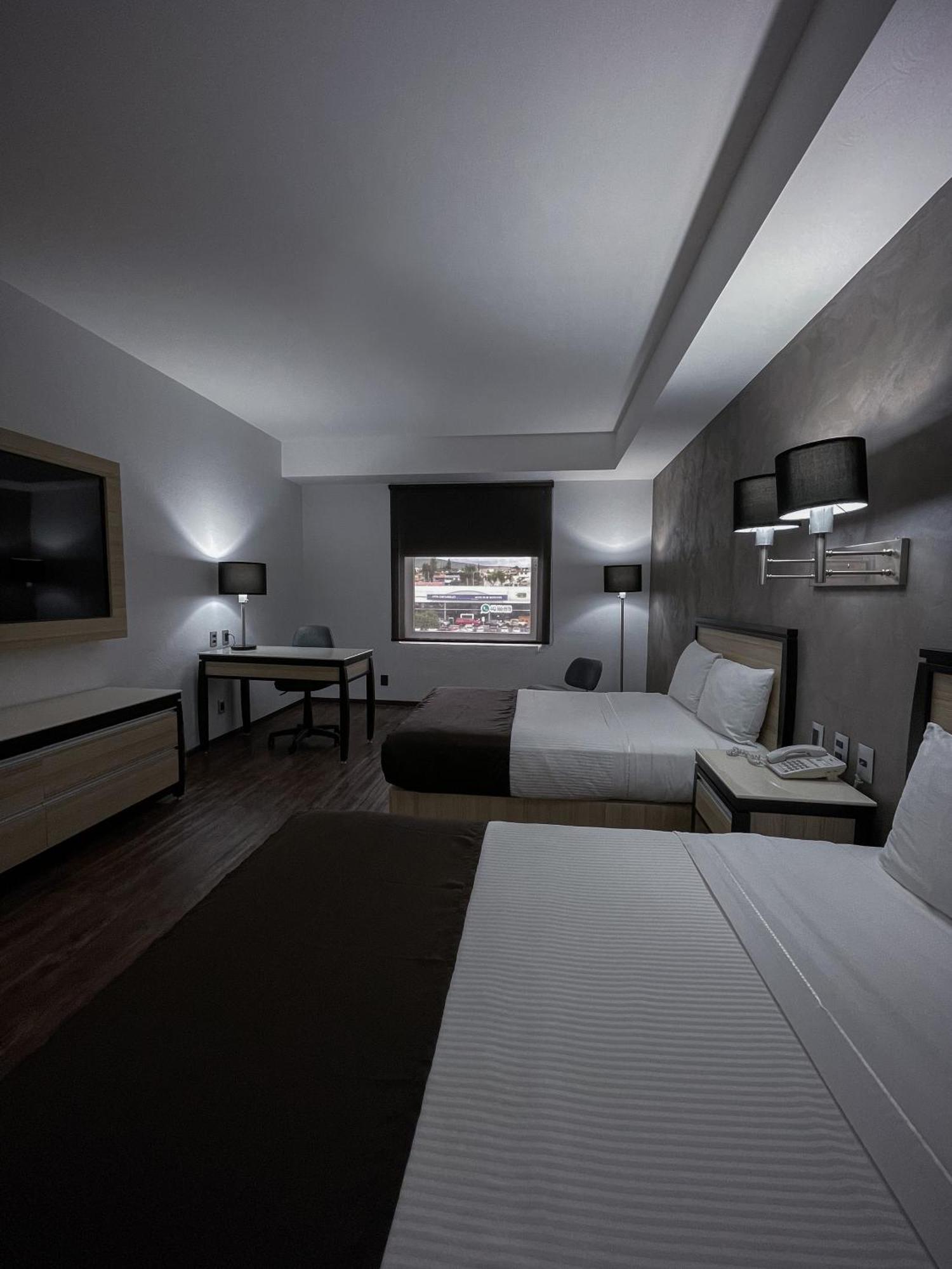 Fato Hotel ケレタロ エクステリア 写真