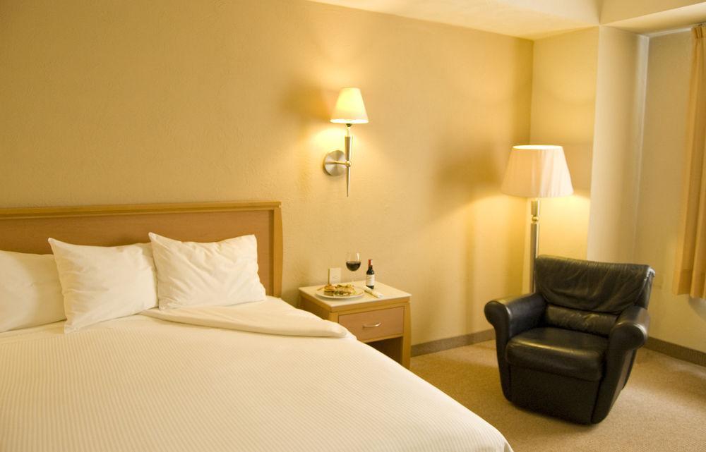 Fato Hotel ケレタロ エクステリア 写真