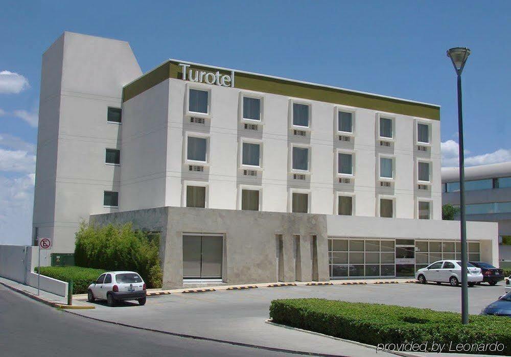 Fato Hotel ケレタロ エクステリア 写真